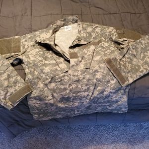 Jacket, Camouflage, Medium, Regular. Height 67 to 71 inches, Woodland digital